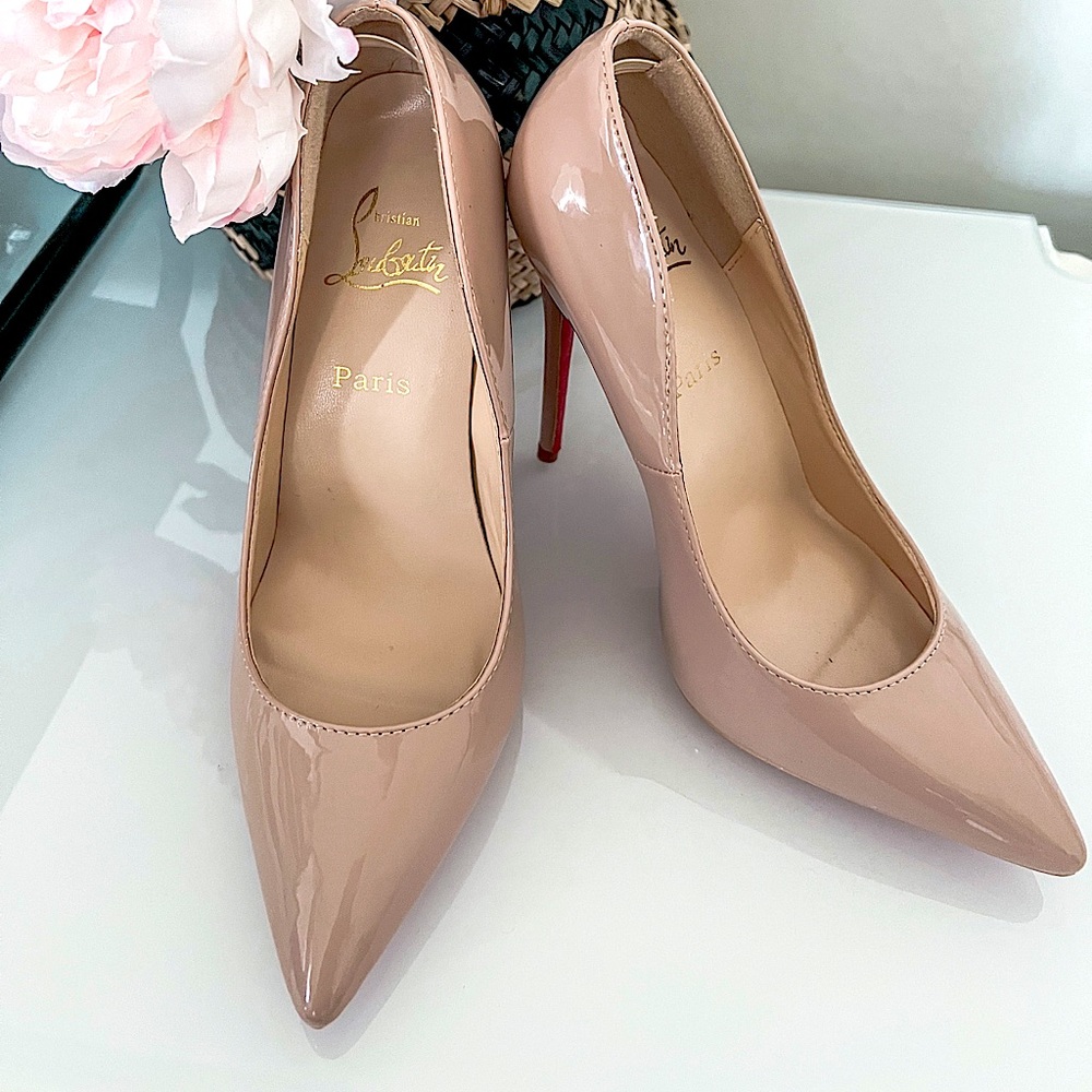 Brand new authentic Louboutins Pigalle Follies Nude Patent Size 39